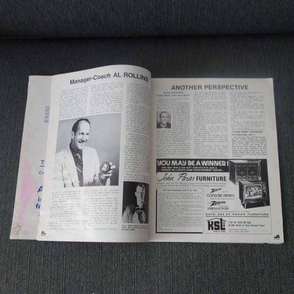 WHL Magazine SL Golden Eagles vs Portland Buckaroos Thursday December 9 1971 - Picture 6 of 16